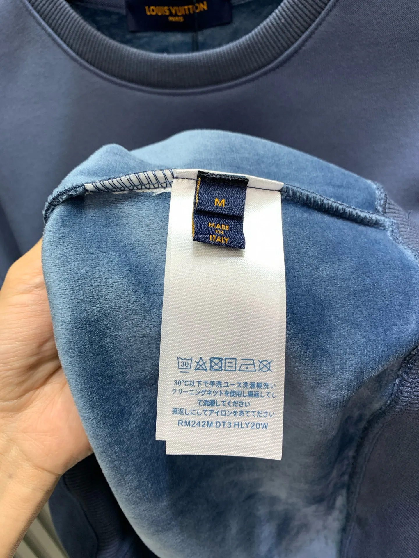 🅿️250 blue